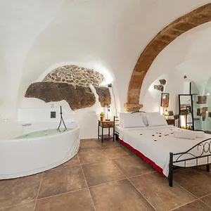 Appartement Romantic Loft With Jacuzzi In The Castle, Castelsardo